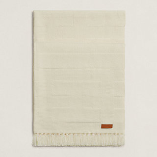 ⭐︎新品・未使用⭐︎ HERMES カシミヤストールRayee H キャメル Rayee H stole | Hermès USA